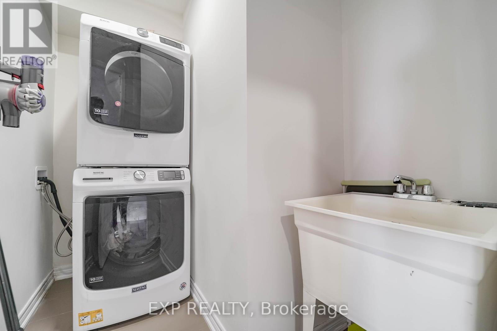 62 Harvest Field Road, Markham, Ontario  L6B 0T7 - Photo 34 - N12430412