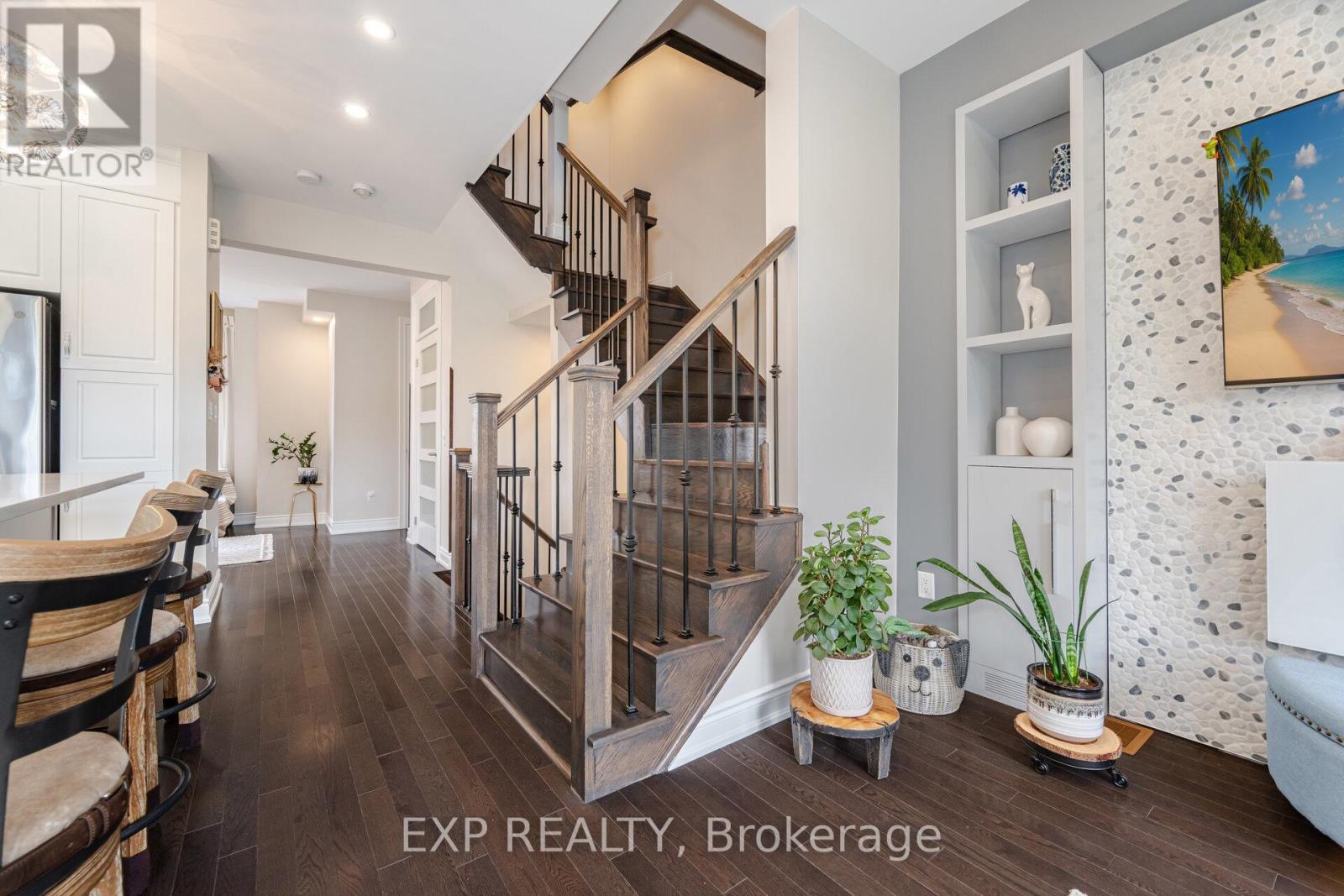 54 Ingleside Street, Vaughan, Ontario  L4L 0H9 - Photo 18 - N12430420