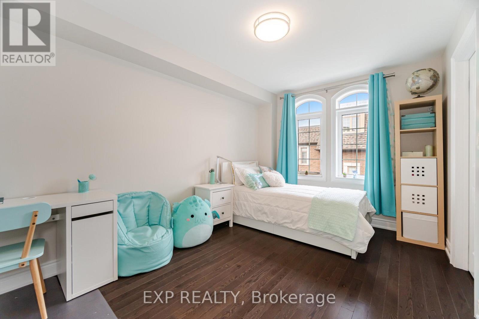 54 Ingleside Street, Vaughan, Ontario  L4L 0H9 - Photo 24 - N12430420