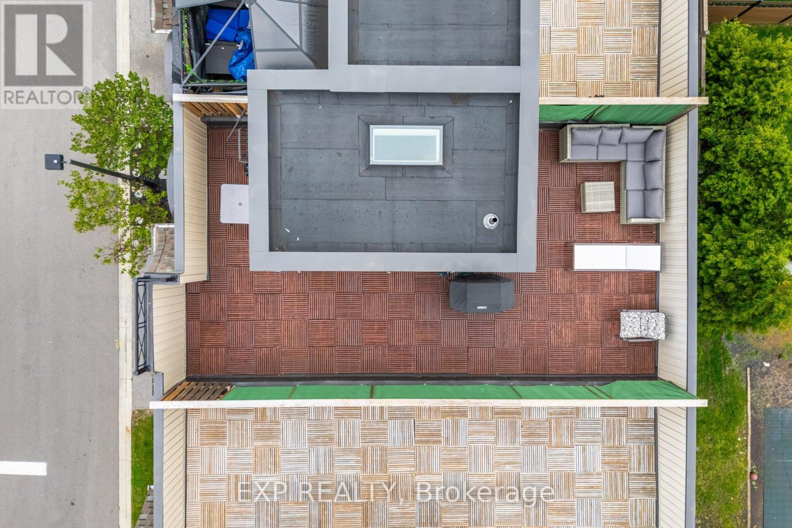 54 Ingleside Street, Vaughan, Ontario  L4L 0H9 - Photo 37 - N12430420