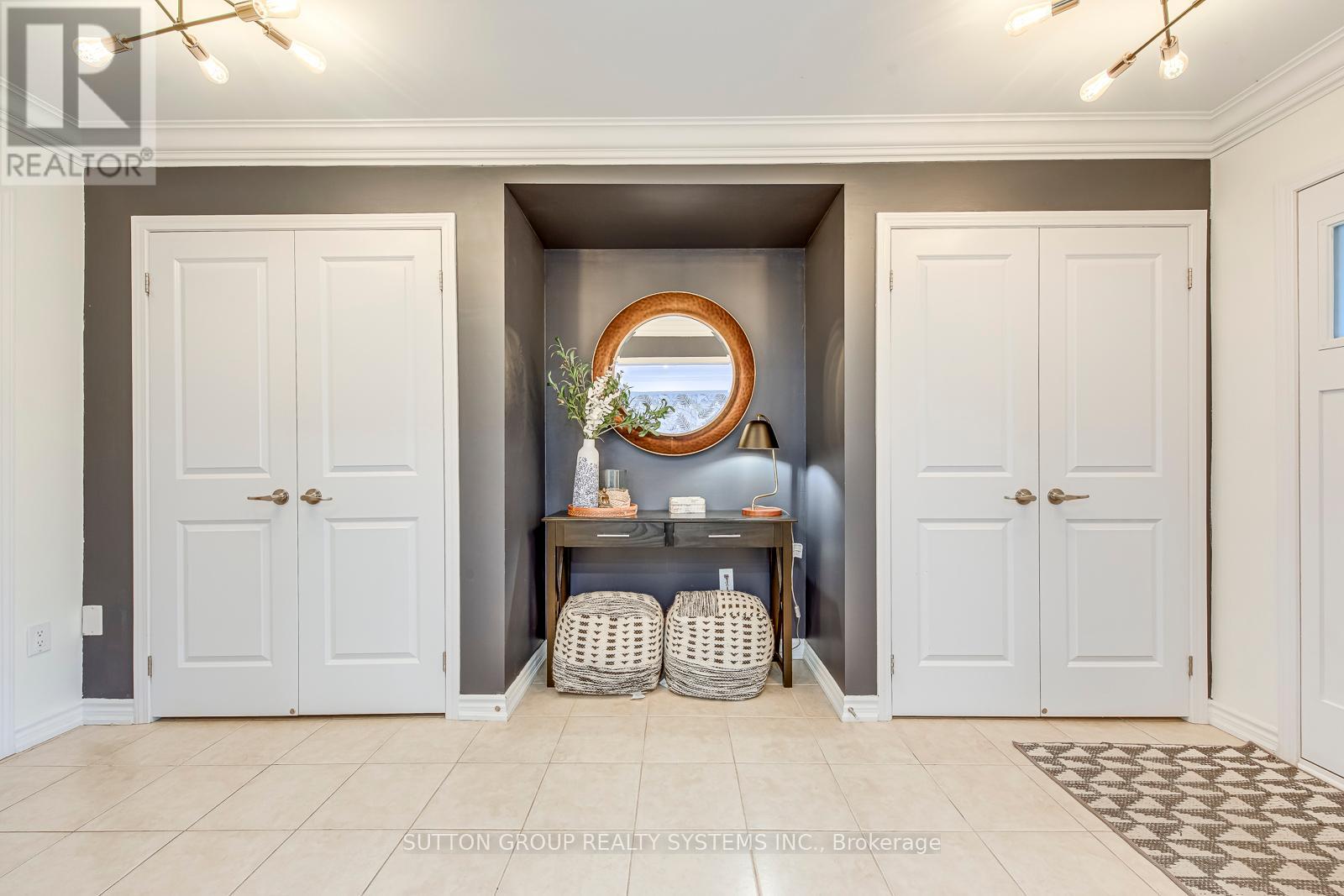 33 - 3002 Preserve Drive, Unit 33 Drive, Oakville, Ontario  L6M 0V5 - Photo 5 - W12430382