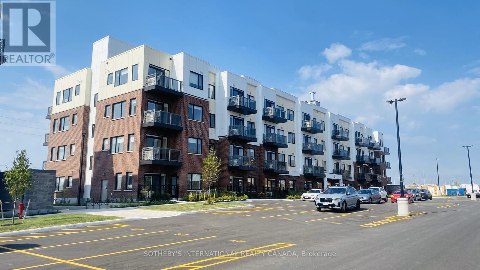 216 - 62 SKY HARBOUR DRIVE, Brampton, Ontario