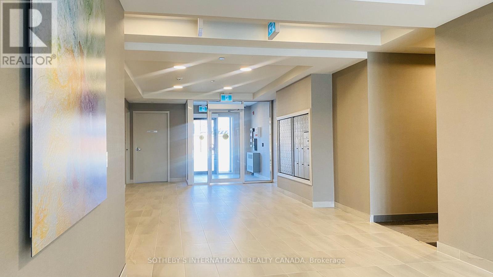 216 - 62 Sky Harbour Drive, Brampton, Ontario  L6Y 0C1 - Photo 4 - W12430396