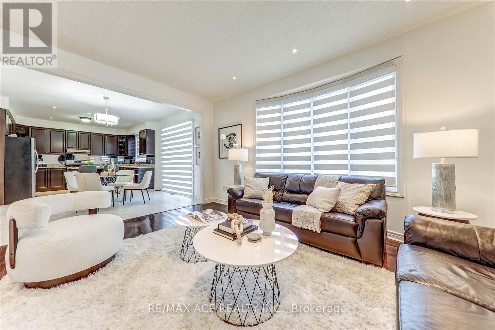 46 Purebrook Crescent, Brampton, Ontario  L6P 2P5 - Photo 16 - W12430403