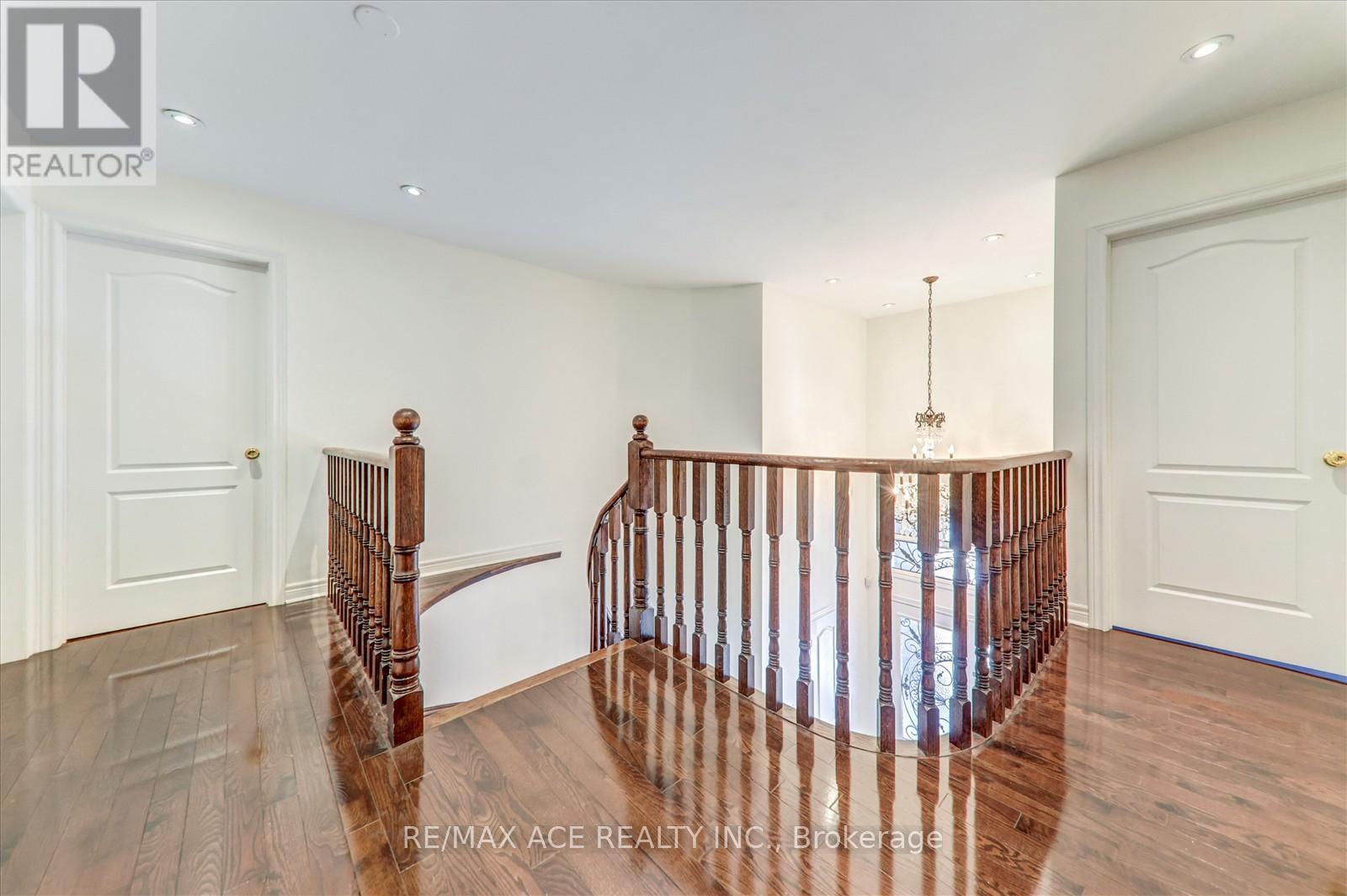 46 Purebrook Crescent, Brampton, Ontario  L6P 2P5 - Photo 20 - W12430403