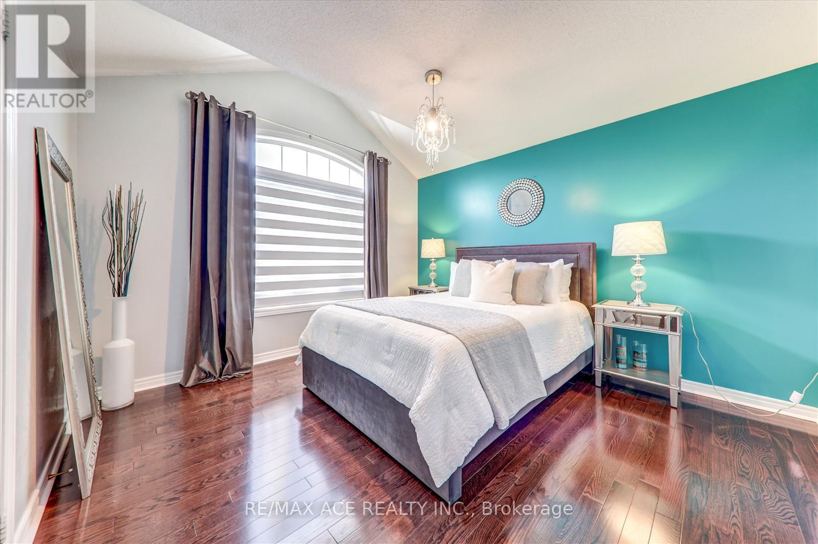 46 Purebrook Crescent, Brampton, Ontario  L6P 2P5 - Photo 31 - W12430403