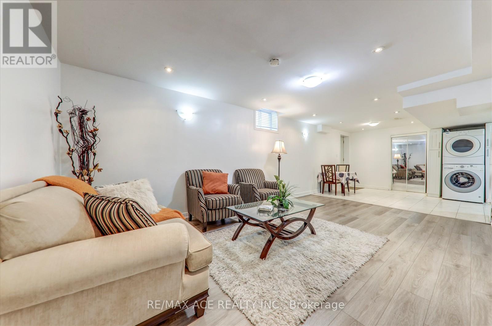 46 Purebrook Crescent, Brampton, Ontario  L6P 2P5 - Photo 38 - W12430403