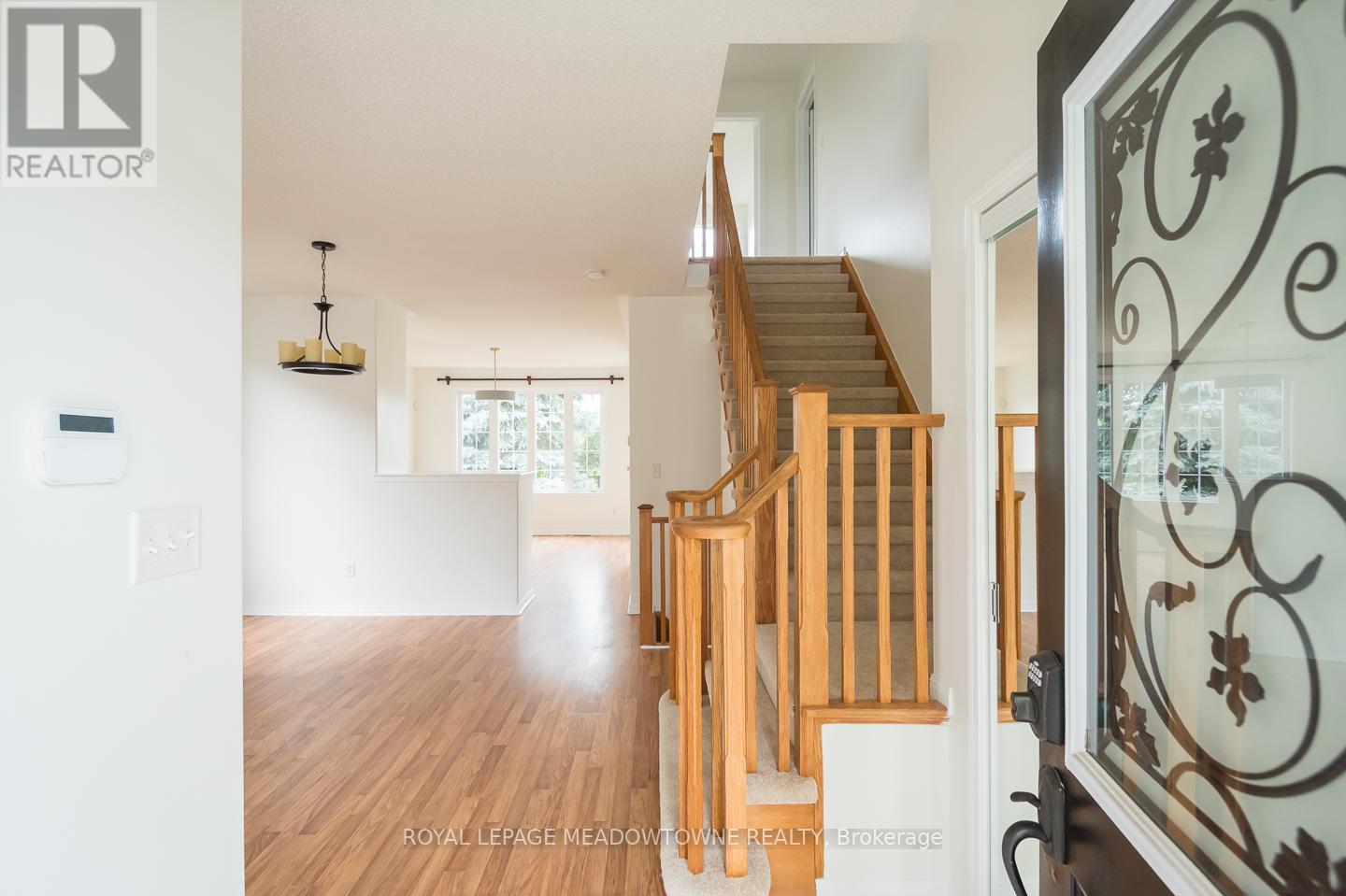 833 Watson Terrace, Milton, Ontario  L9T 5Z8 - Photo 3 - W12430418