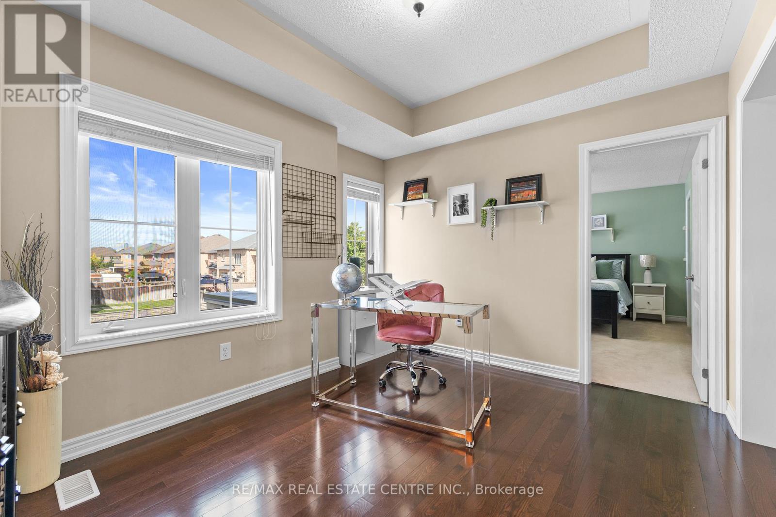 4 Junetown Circle, Brampton, Ontario  L6X 0X6 - Photo 24 - W12430419