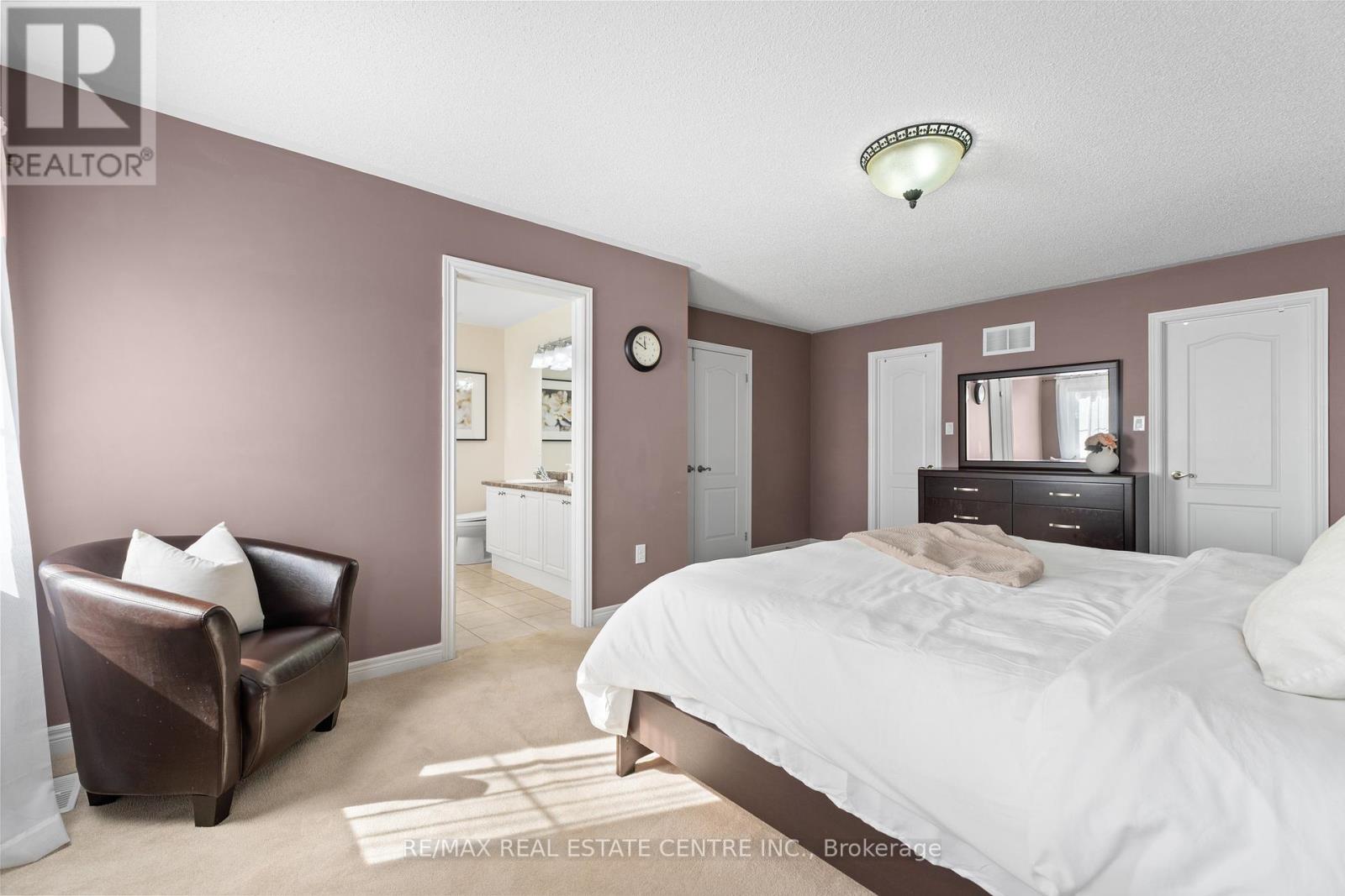 4 Junetown Circle, Brampton, Ontario  L6X 0X6 - Photo 28 - W12430419