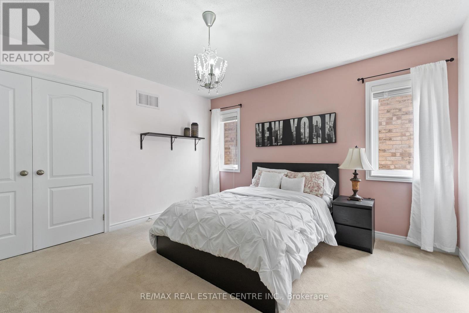 4 Junetown Circle, Brampton, Ontario  L6X 0X6 - Photo 33 - W12430419