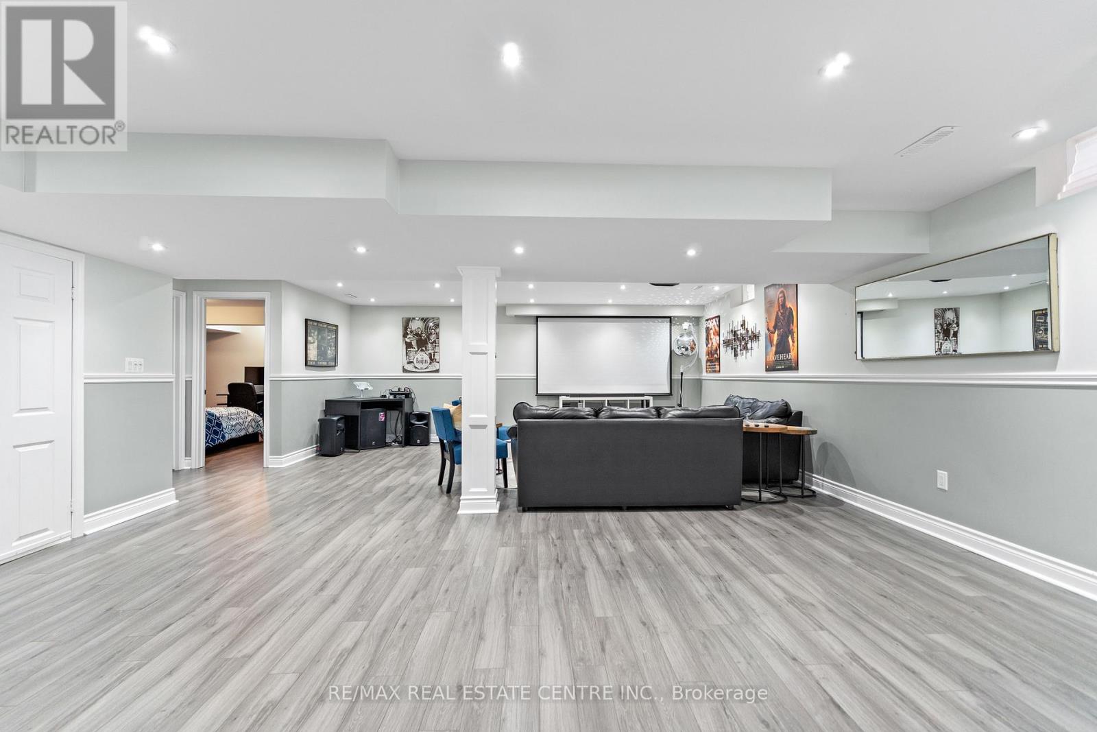 4 Junetown Circle, Brampton, Ontario  L6X 0X6 - Photo 40 - W12430419
