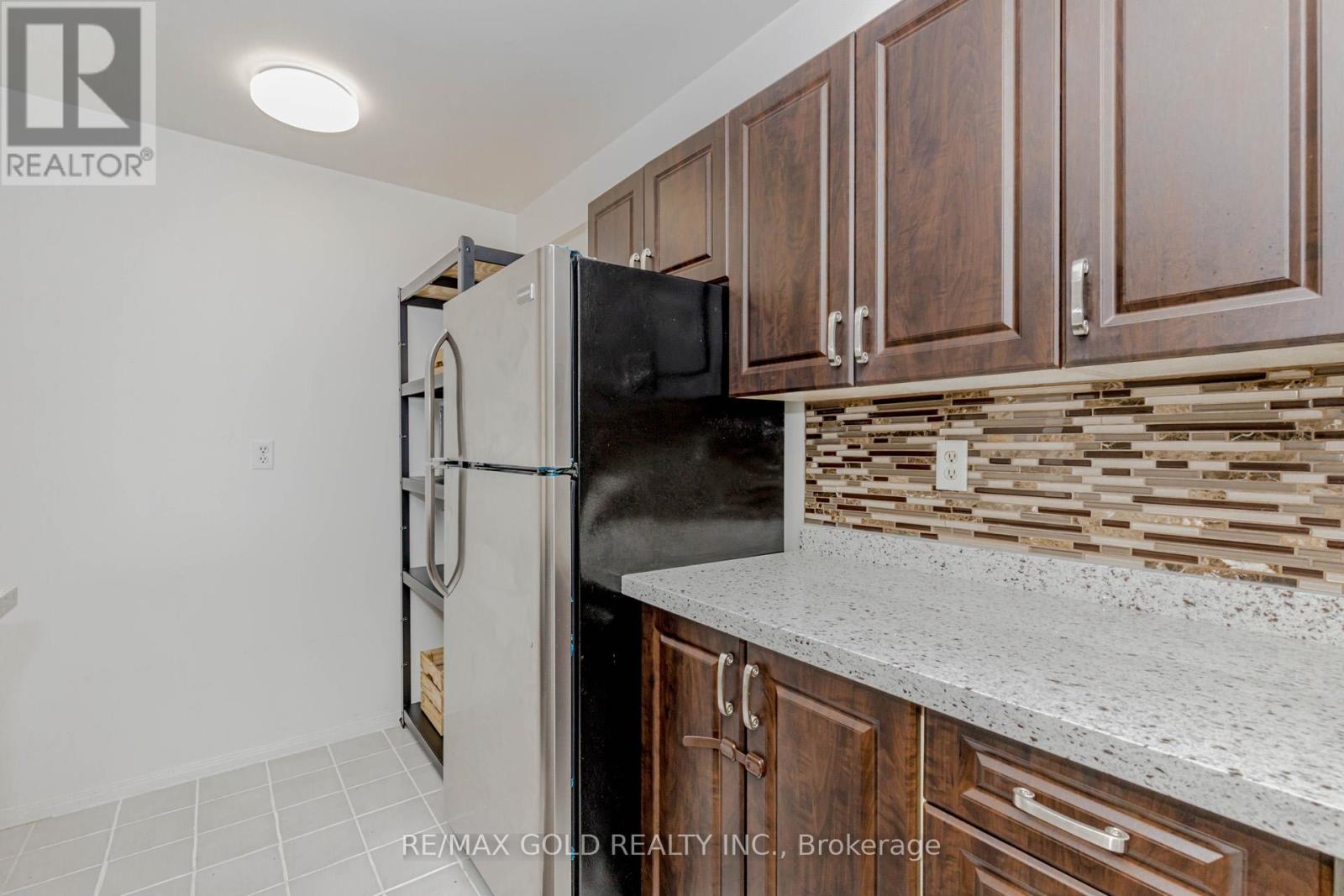 1504 - 4205 Shipp Drive, Mississauga, Ontario  L4Z 2Y8 - Photo 16 - W12430424