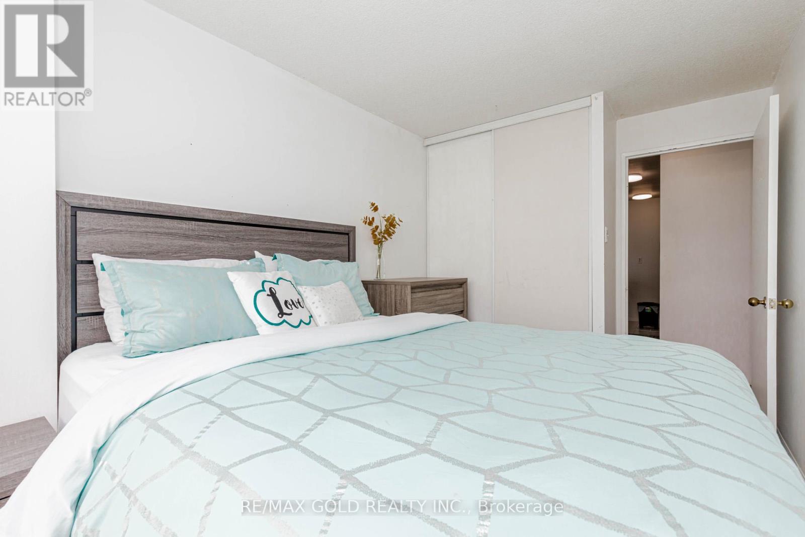 1504 - 4205 Shipp Drive, Mississauga, Ontario  L4Z 2Y8 - Photo 38 - W12430424