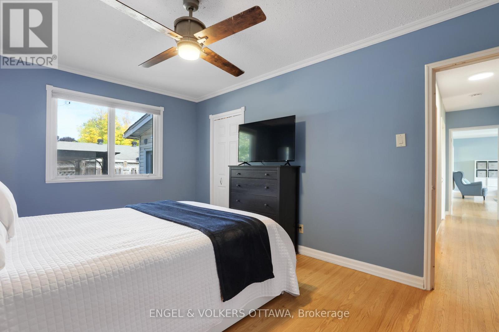 97 Banning Road, Ottawa, Ontario  K2L 1C1 - Photo 20 - X12430465