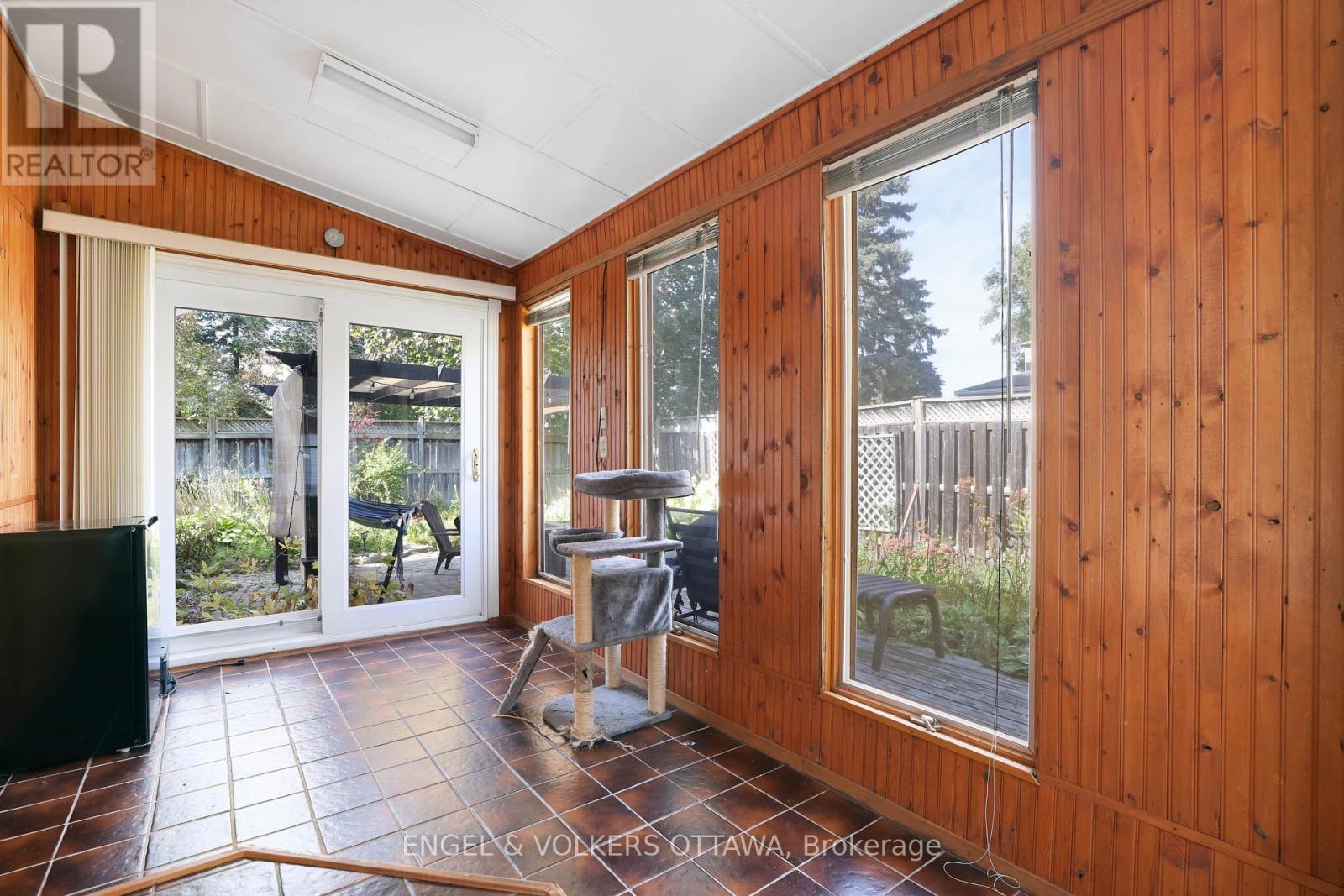 97 Banning Road, Ottawa, Ontario  K2L 1C1 - Photo 35 - X12430465