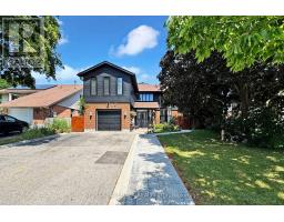 33 PARKSIDE DRIVE, Brampton, Ontario