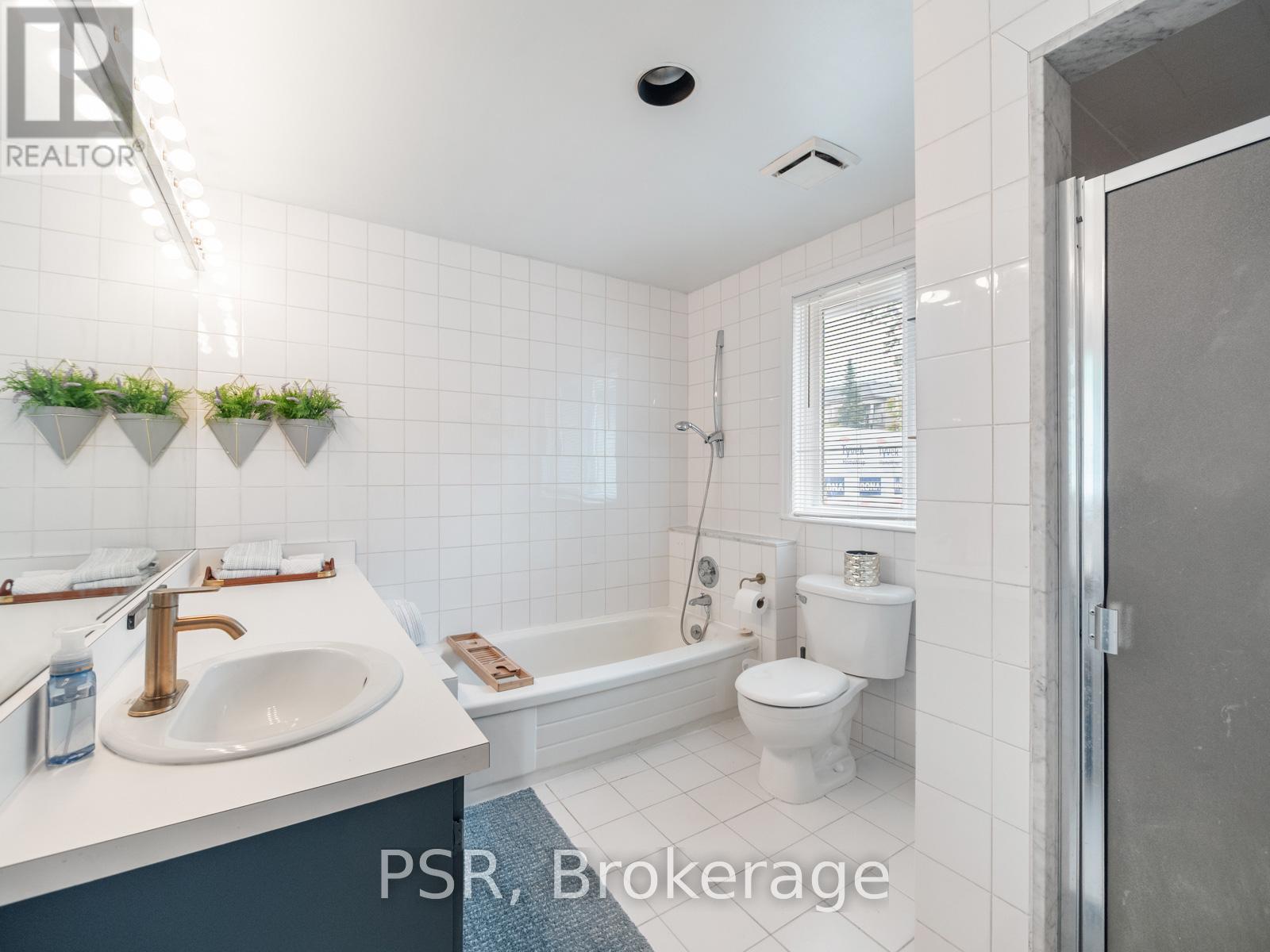 164 Forest Hill Road, Toronto, Ontario  M5P 2M9 - Photo 13 - C12426282