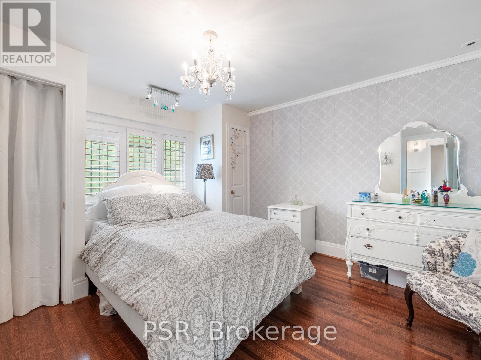 164 Forest Hill Road, Toronto, Ontario  M5P 2M9 - Photo 14 - C12426282