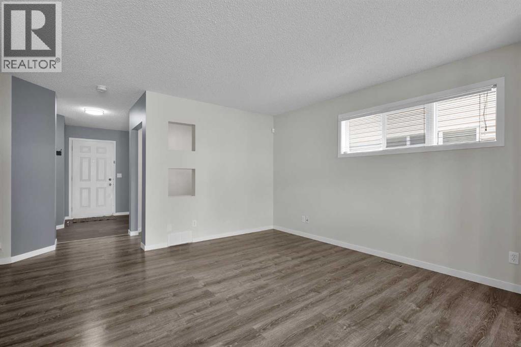 203 Cranberry Green Se, Calgary, Alberta  T3M 1L3 - Photo 10 - A2258916