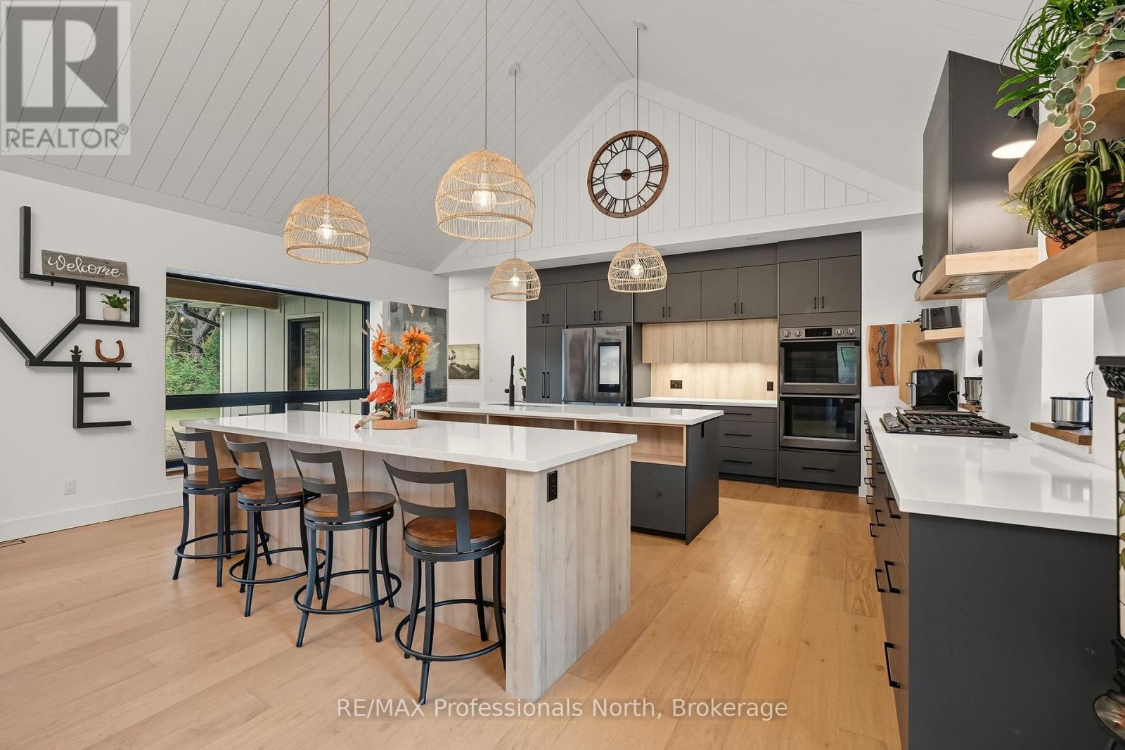1064 Naismith Road, Bracebridge, Ontario  P1L 1X4 - Photo 14 - X12430453