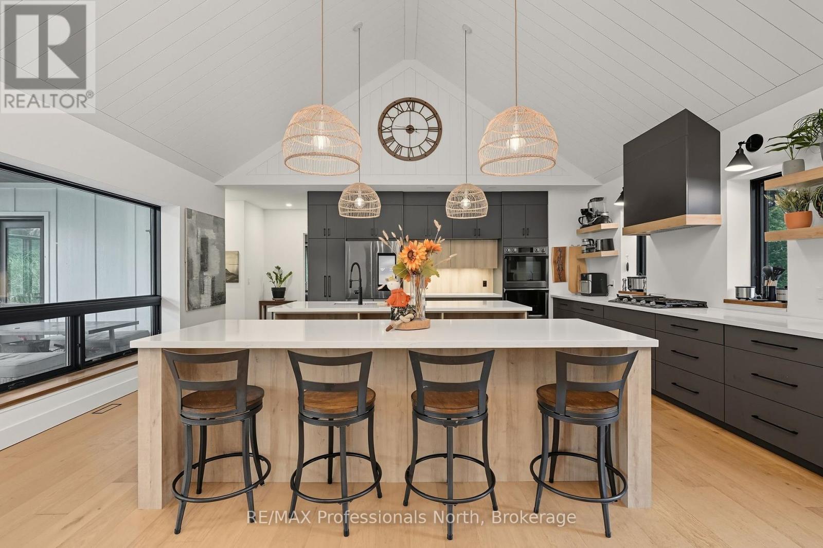 1064 Naismith Road, Bracebridge, Ontario  P1L 1X4 - Photo 15 - X12430453