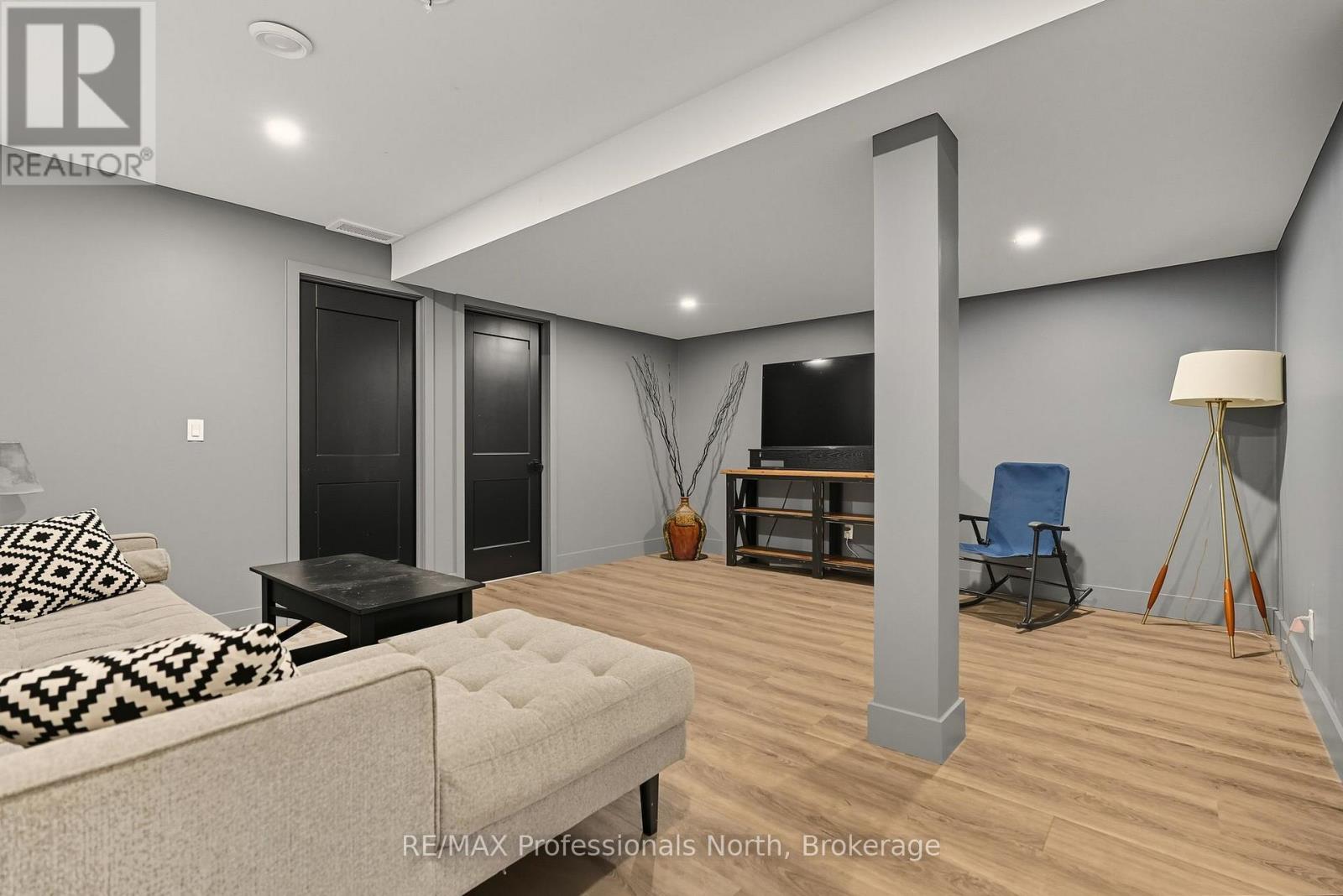 1064 Naismith Road, Bracebridge, Ontario  P1L 1X4 - Photo 39 - X12430453