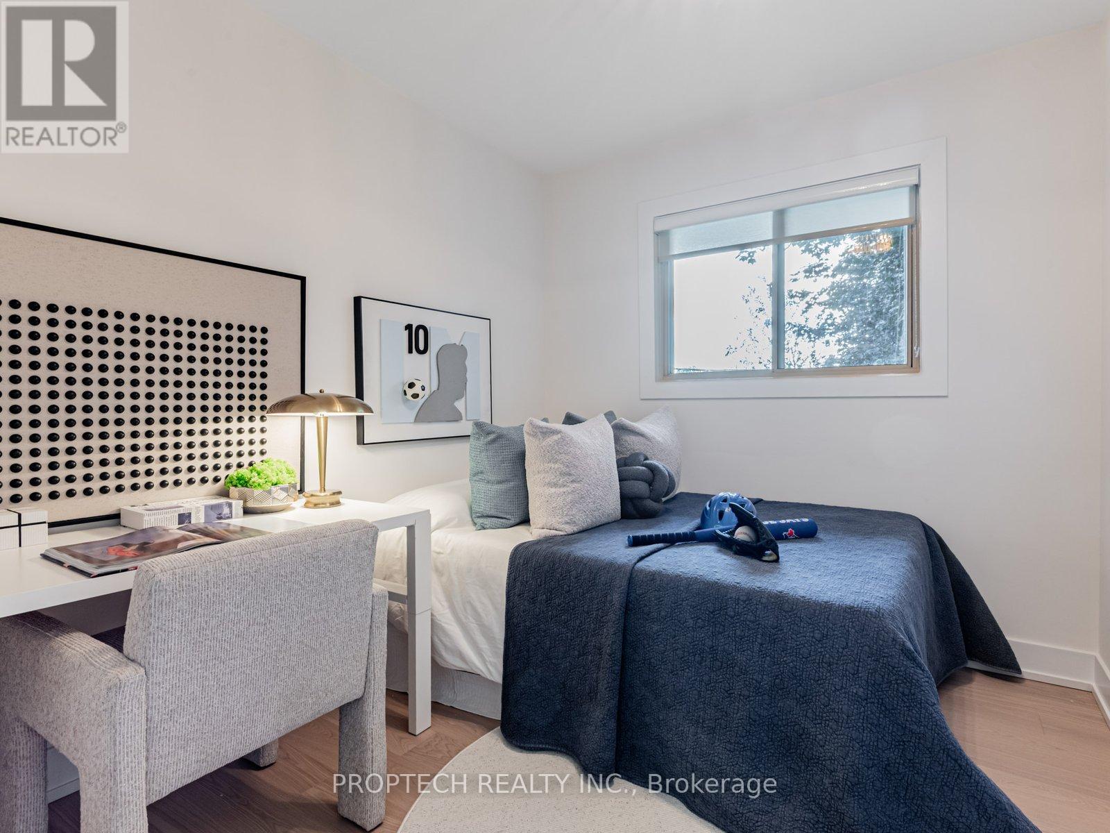 24 Mission Drive, Toronto, Ontario  M3A 2P2 - Photo 14 - C12430456