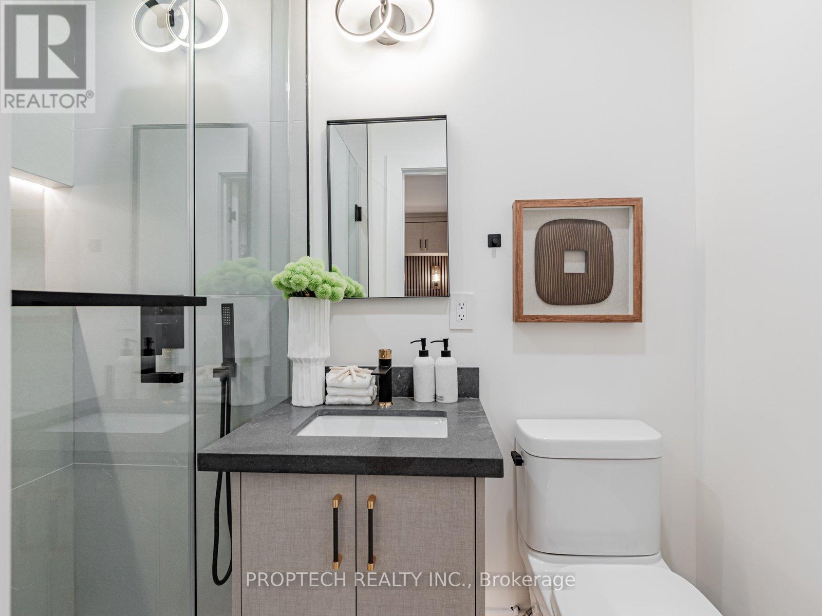 24 Mission Drive, Toronto, Ontario  M3A 2P2 - Photo 18 - C12430456