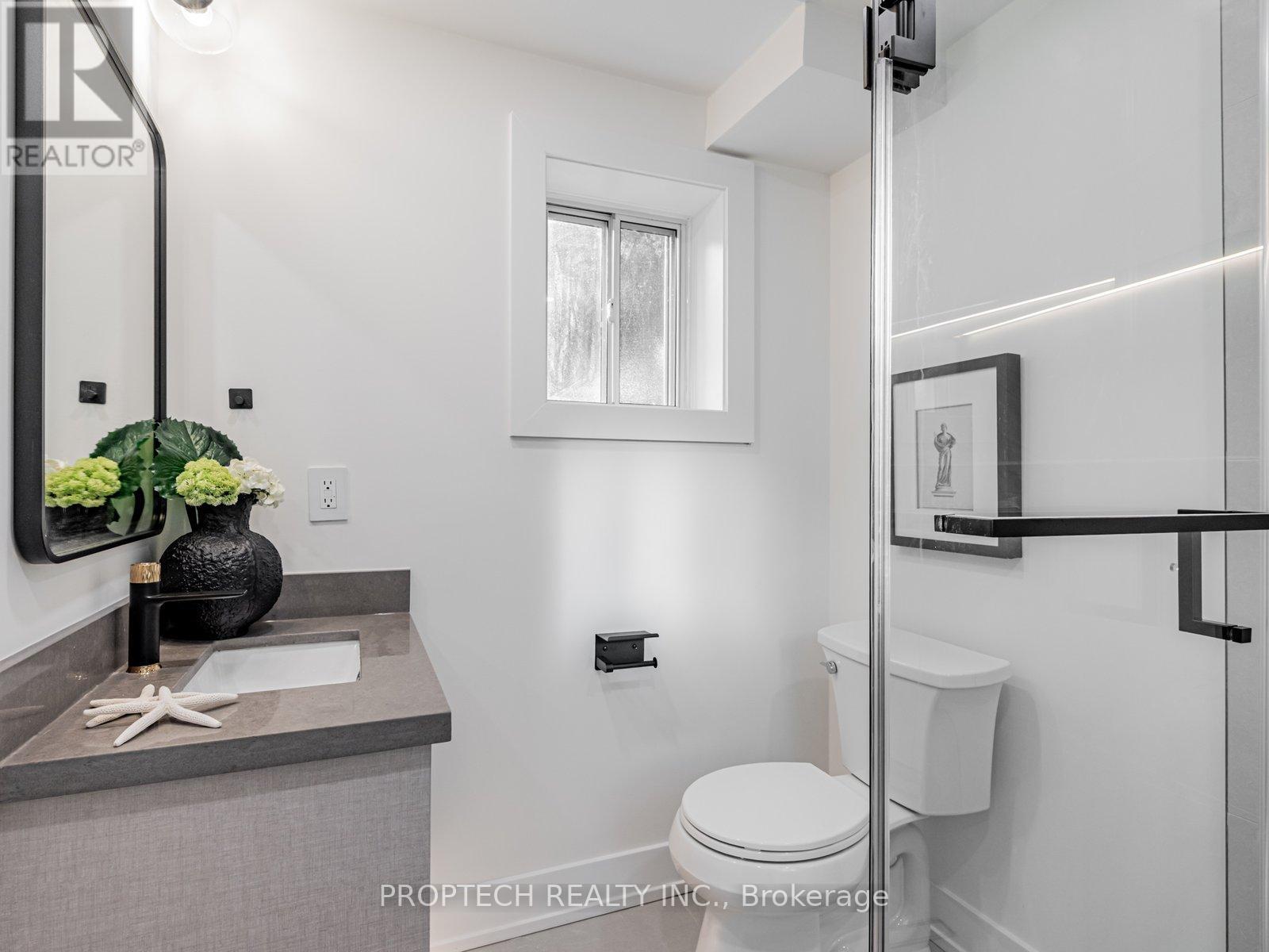 24 Mission Drive, Toronto, Ontario  M3A 2P2 - Photo 29 - C12430456