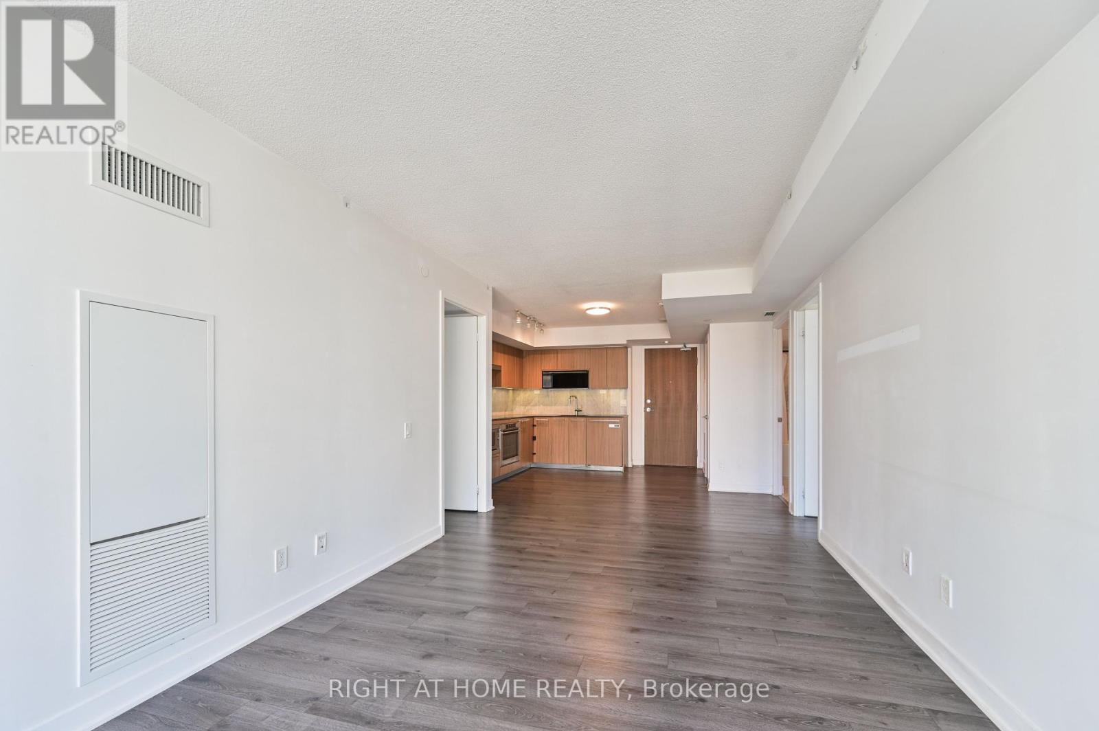 1806 - 80 Queens Wharf Road, Toronto, Ontario  M5V 0J3 - Photo 11 - C12333529