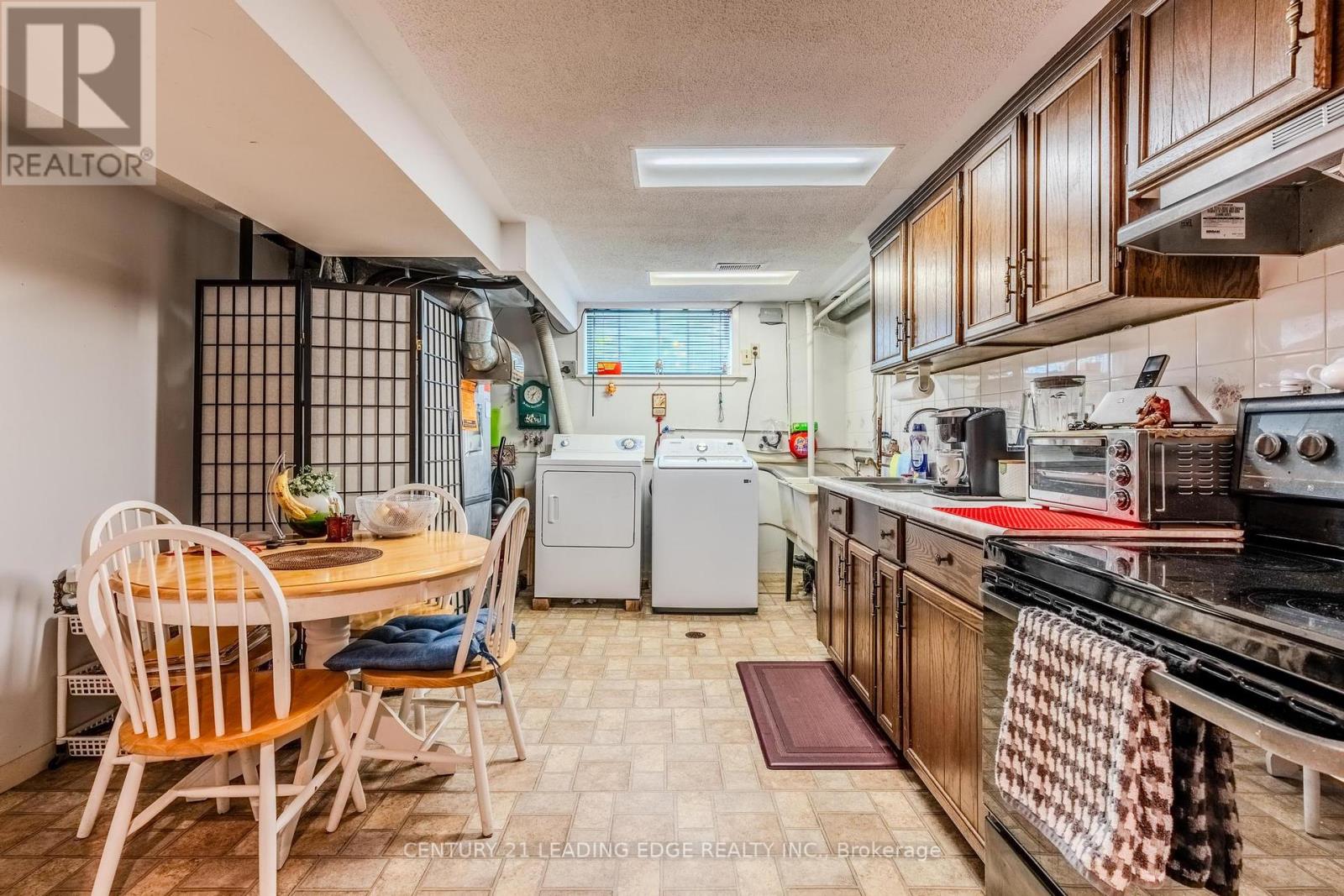 25 Danzig Street, Toronto, Ontario  M1E 2L1 - Photo 27 - E12430443