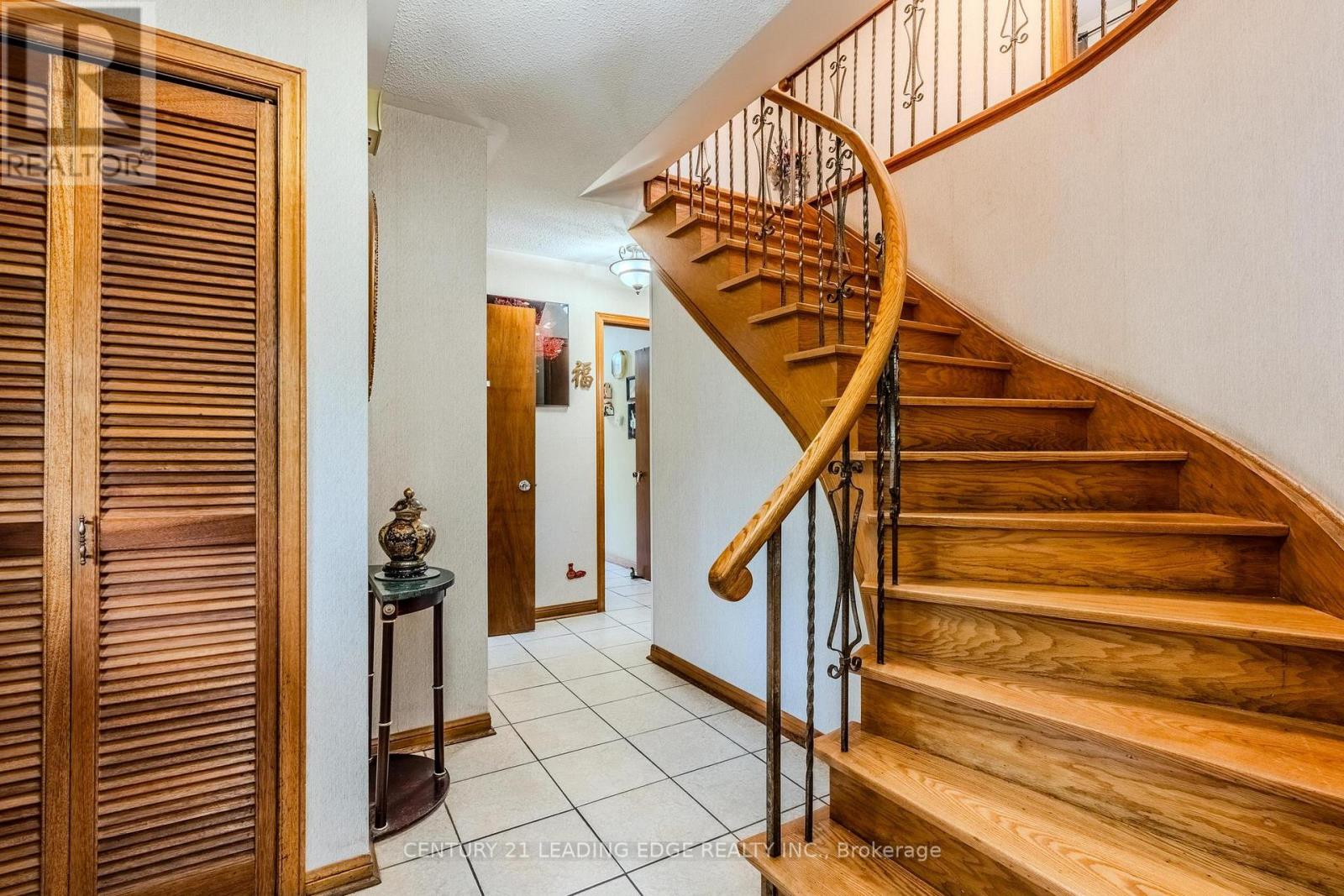 25 Danzig Street, Toronto, Ontario  M1E 2L1 - Photo 5 - E12430443