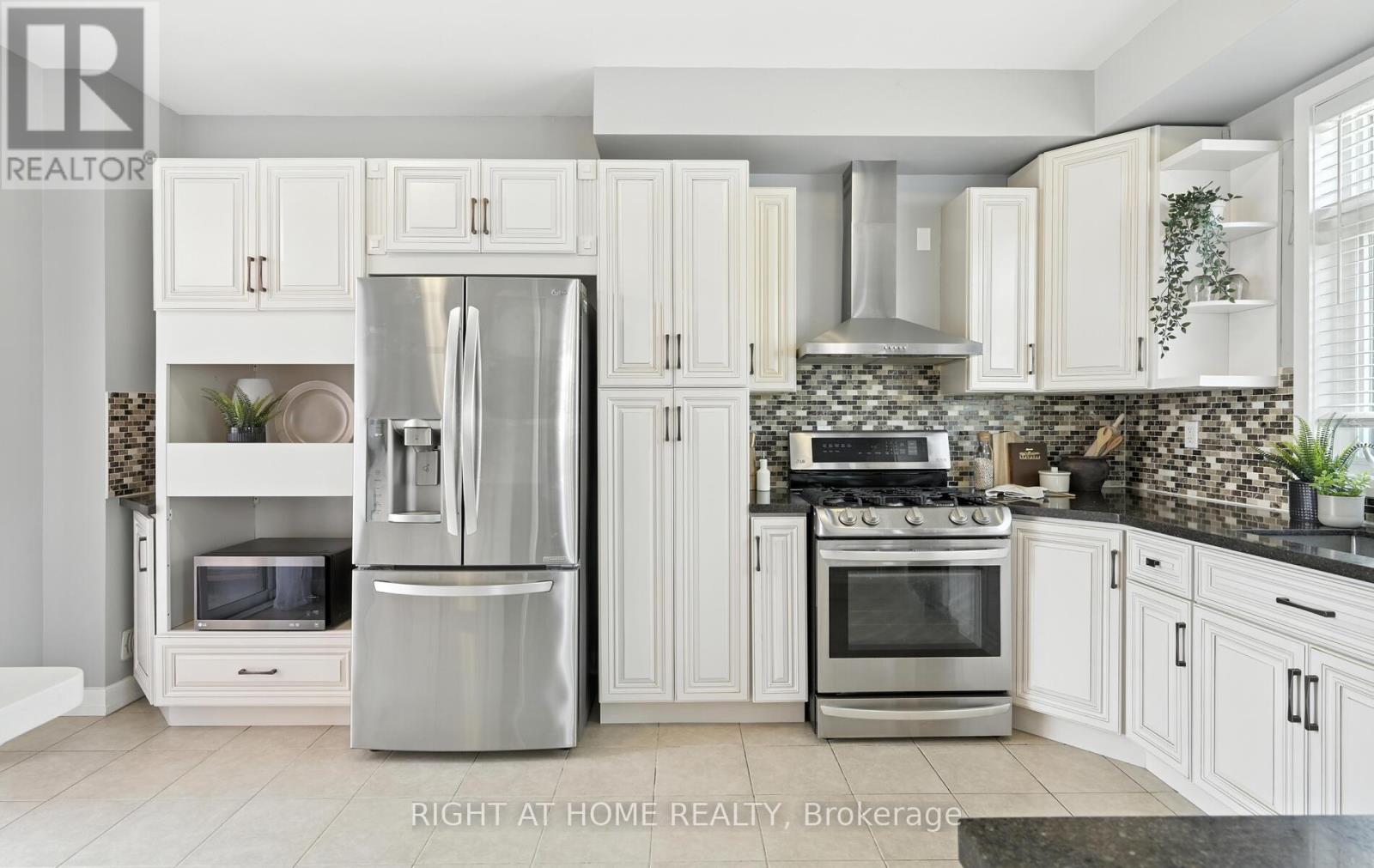 11 - 1299 Glenanna Road, Pickering, Ontario  L1V 3B7 - Photo 6 - E12430449