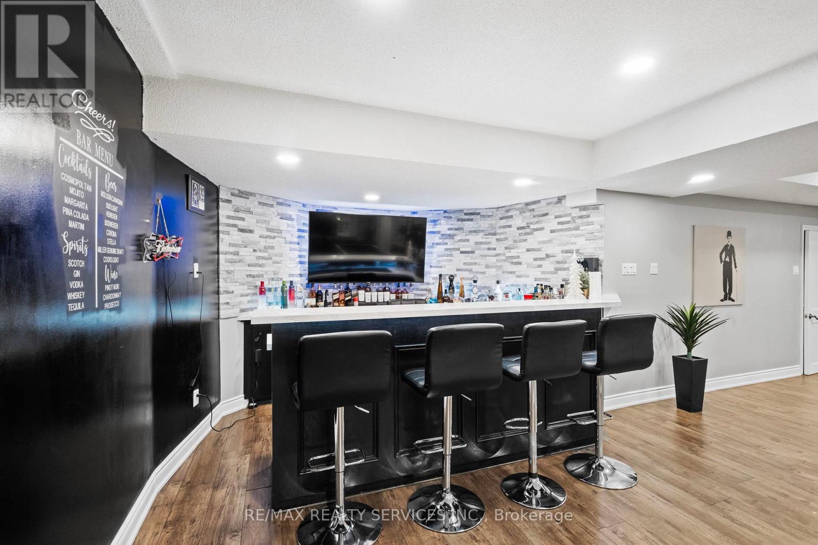 8 Evergreen Avenue, Brampton, Ontario  L6P 0R1 - Photo 39 - W12430460