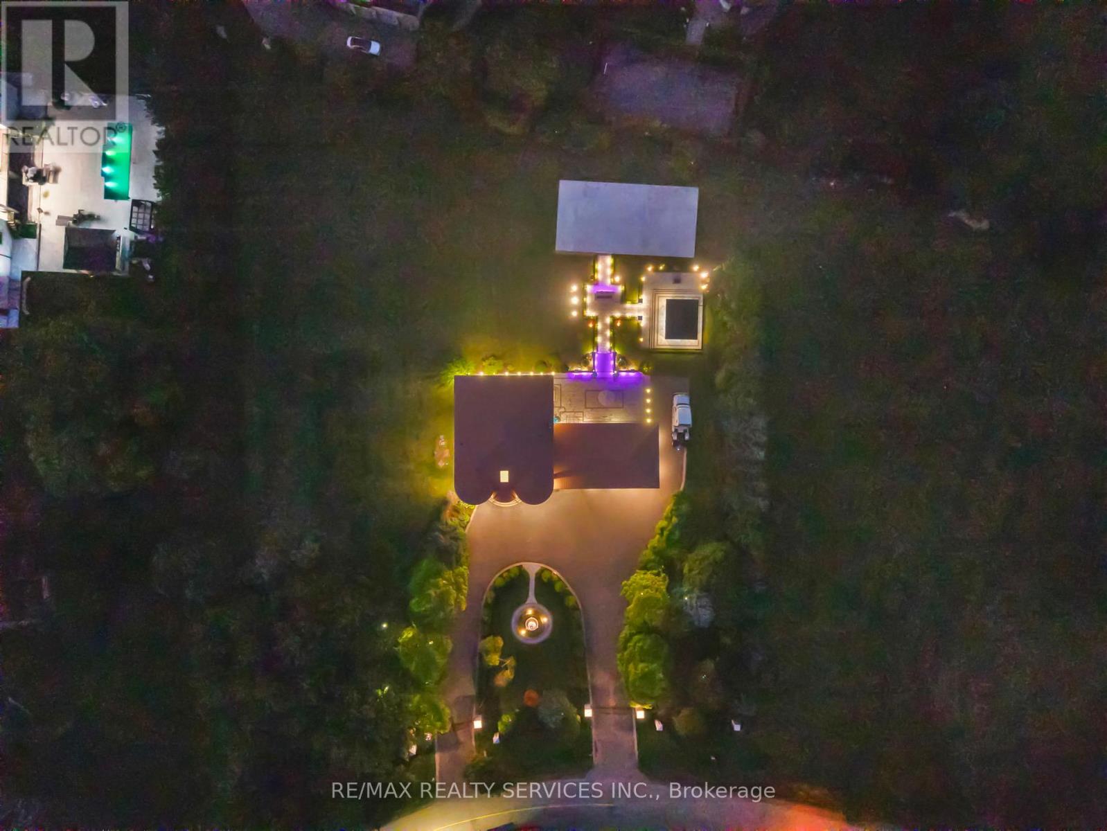 8 Evergreen Avenue, Brampton, Ontario  L6P 0R1 - Photo 49 - W12430460