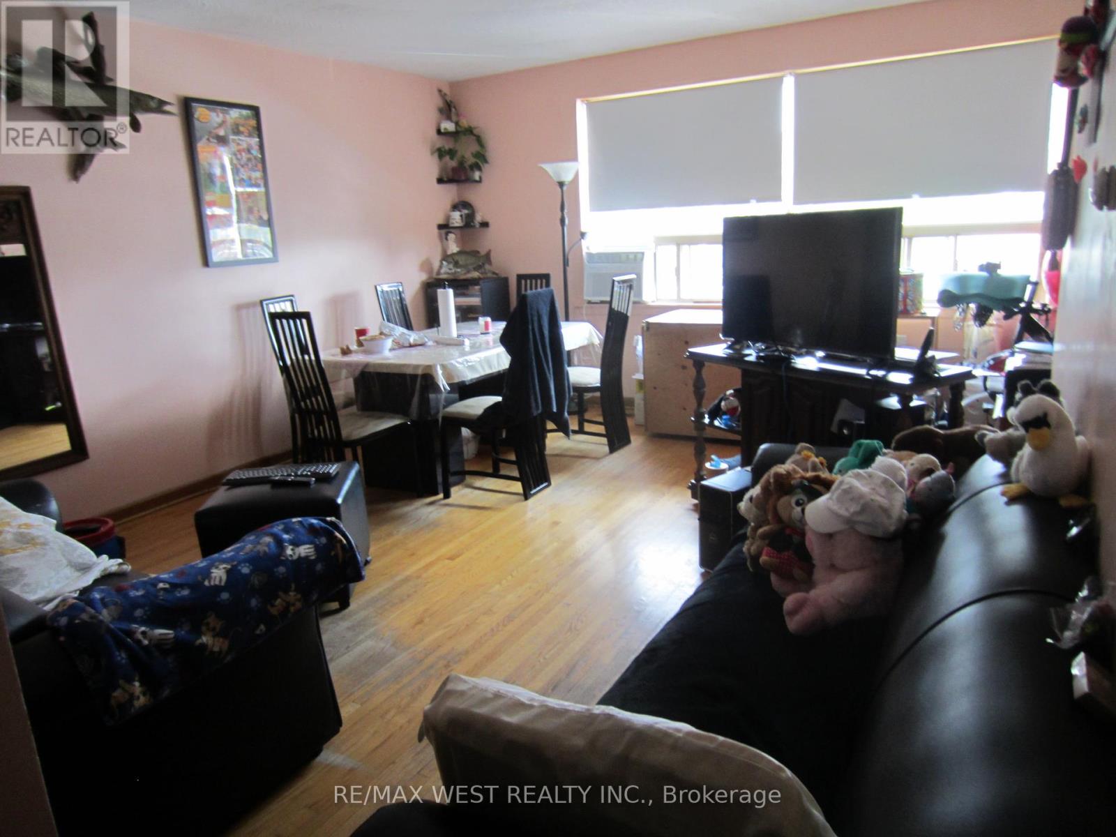 2444 Dufferin Street, Toronto, Ontario  M6E 3T1 - Photo 5 - W12429180