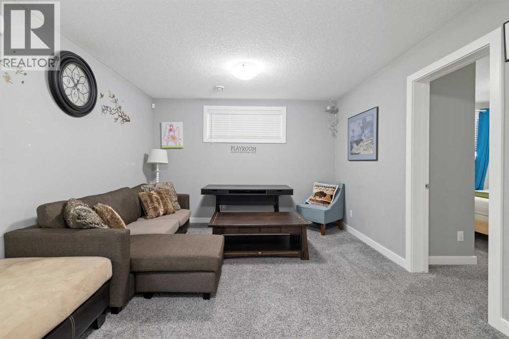 218 Willow Place, Cochrane, Alberta  T4C 2S6 - Photo 37 - A2252106