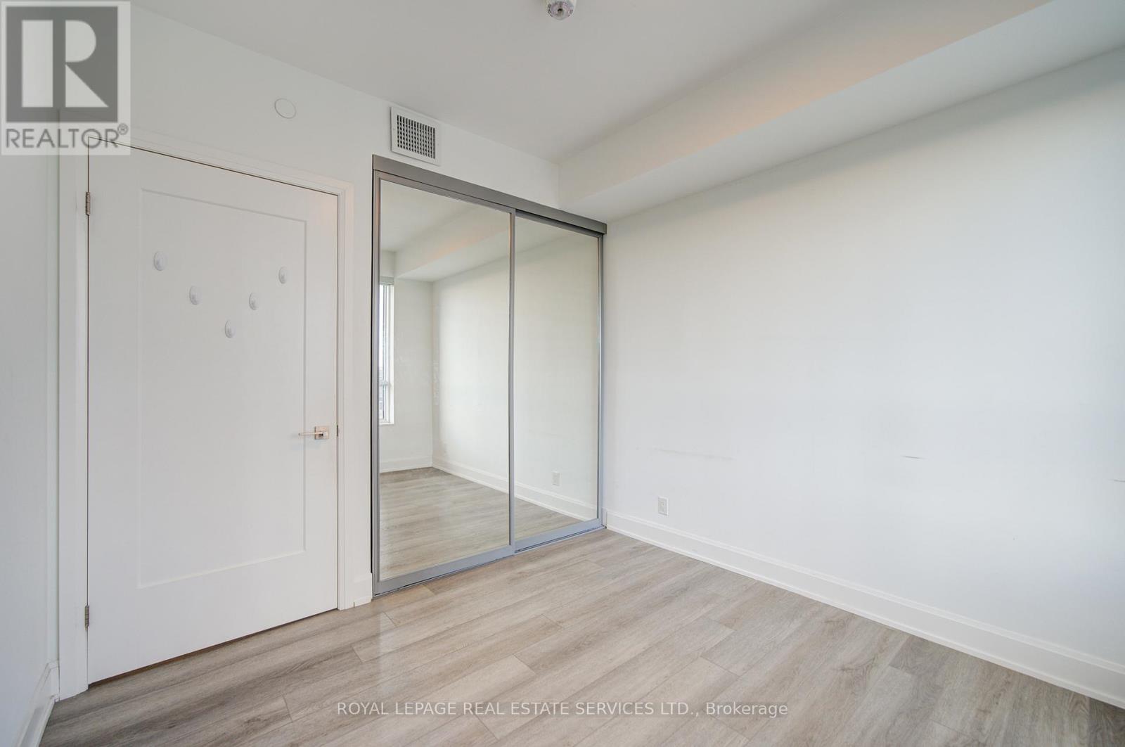 2005 - 38 Water Walk, Markham, Ontario  L3R 6M8 - Photo 26 - N12398681