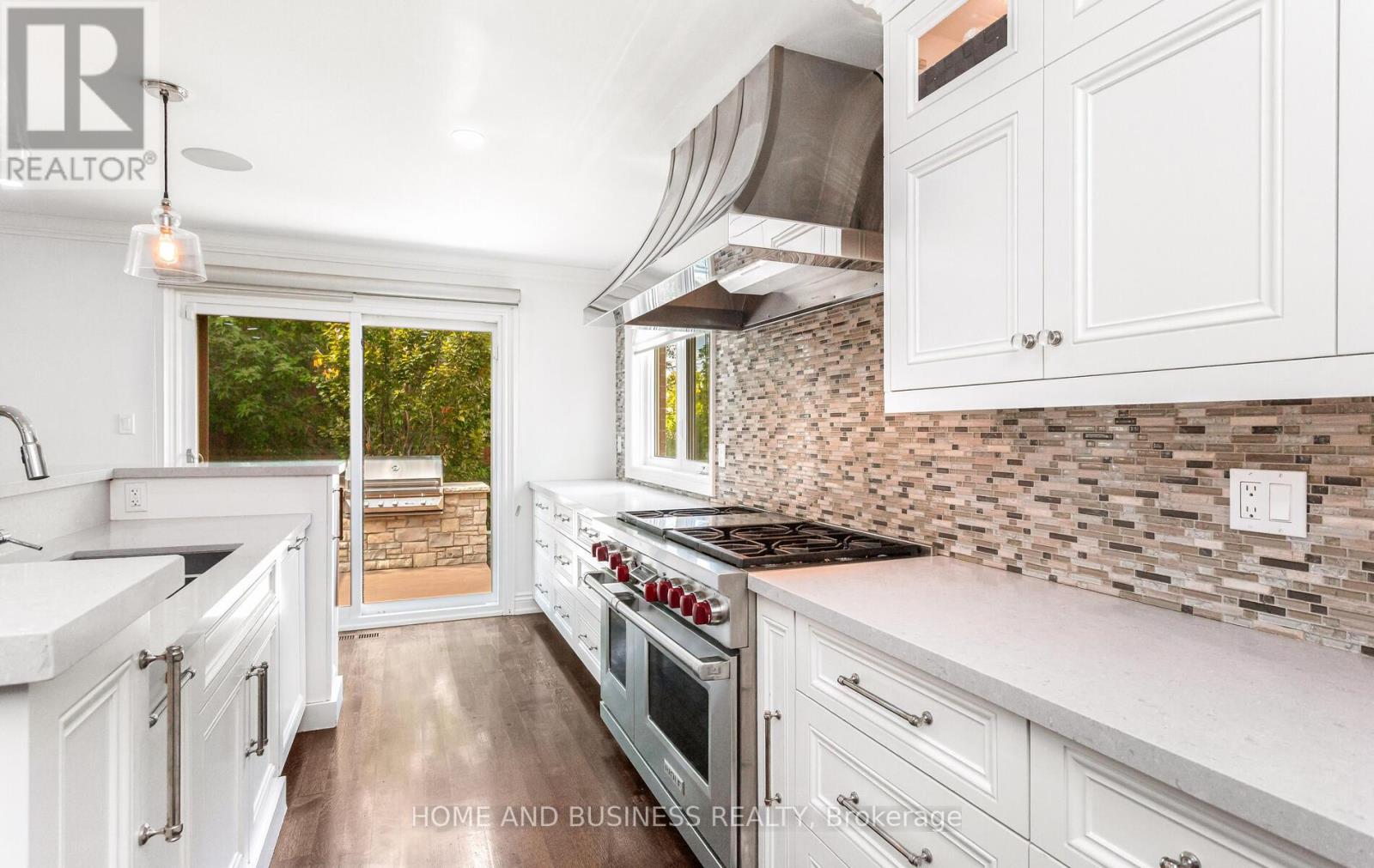 2192 Oakmead Boulevard, Oakville, Ontario  L6H 6B4 - Photo 14 - W12412970