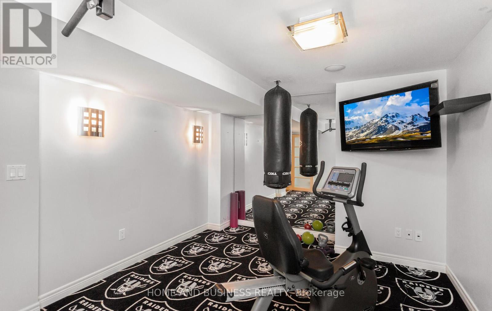 2192 Oakmead Boulevard, Oakville, Ontario  L6H 6B4 - Photo 38 - W12412970