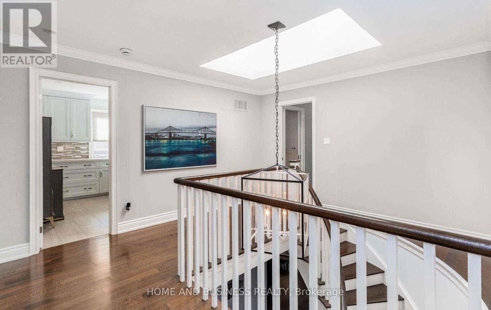 2192 Oakmead Boulevard, Oakville, Ontario  L6H 6B4 - Photo 20 - W12412970