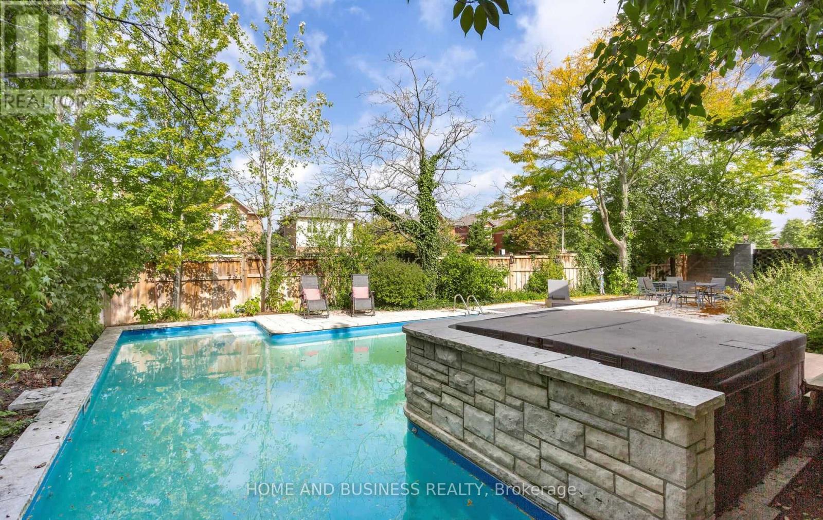 2192 Oakmead Boulevard, Oakville, Ontario  L6H 6B4 - Photo 47 - W12412970
