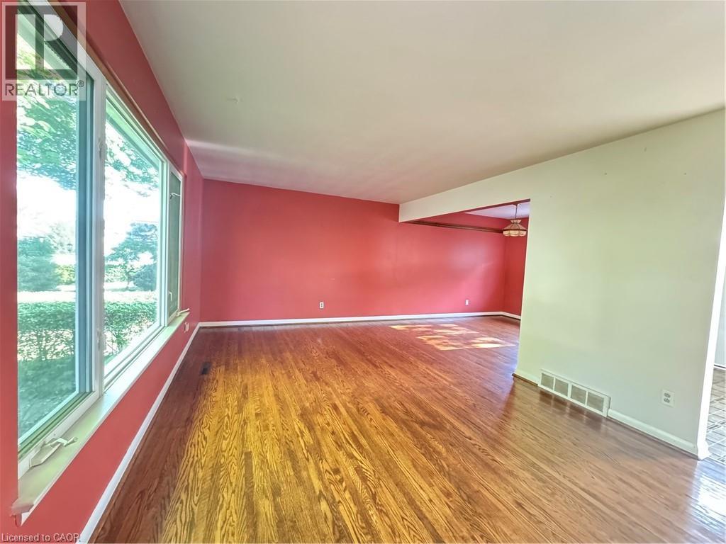 176 Laurier Avenue, Hamilton, Ontario  L9C 3S6 - Photo 4 - 40768834