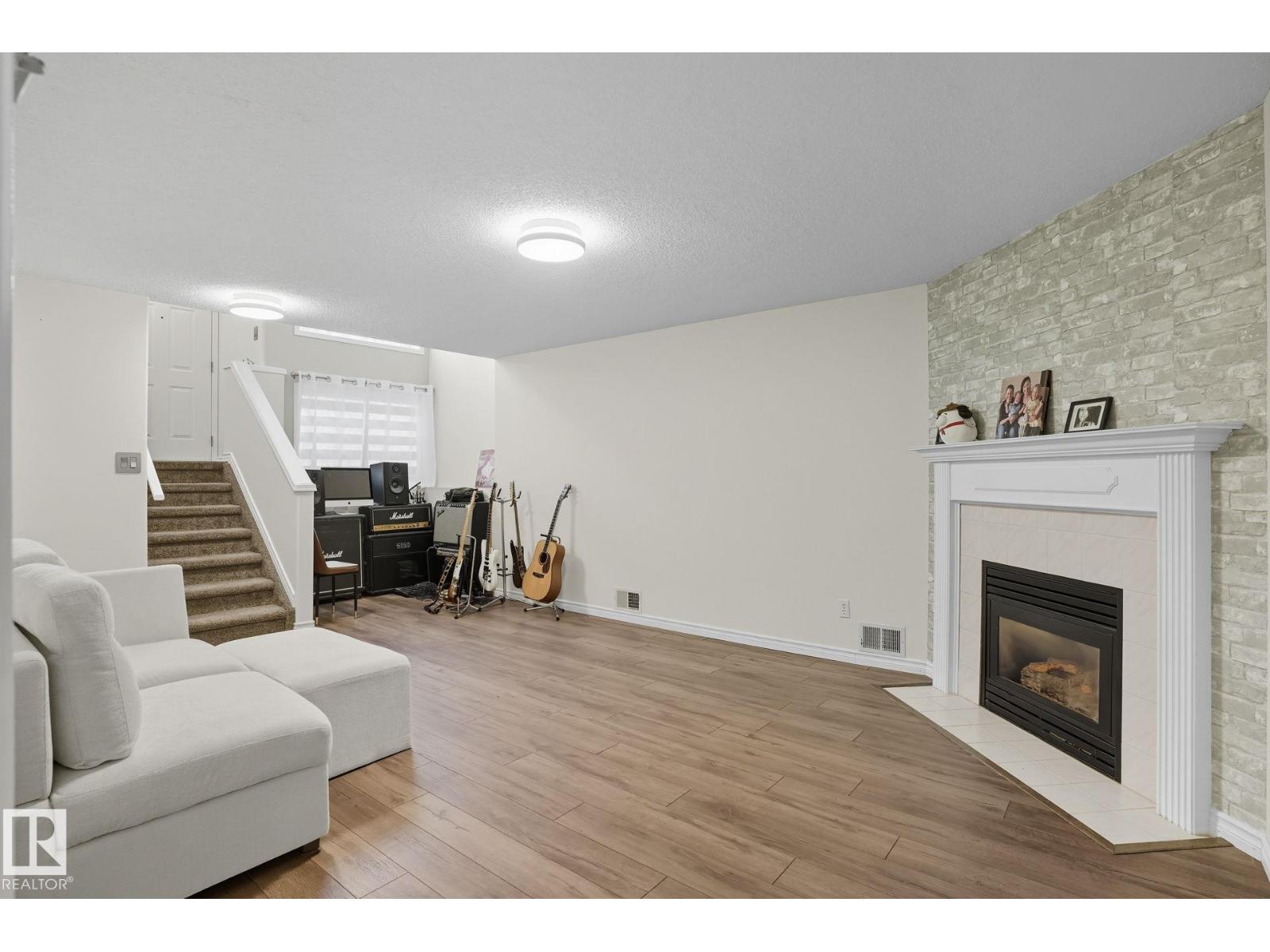 215 River Pt Nw, Edmonton, Alberta  T5A 4Z4 - Photo 16 - E4459811