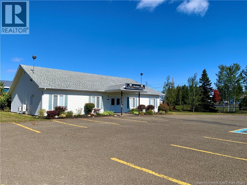 517 Ave des Pionniers, Balmoral, New Brunswick