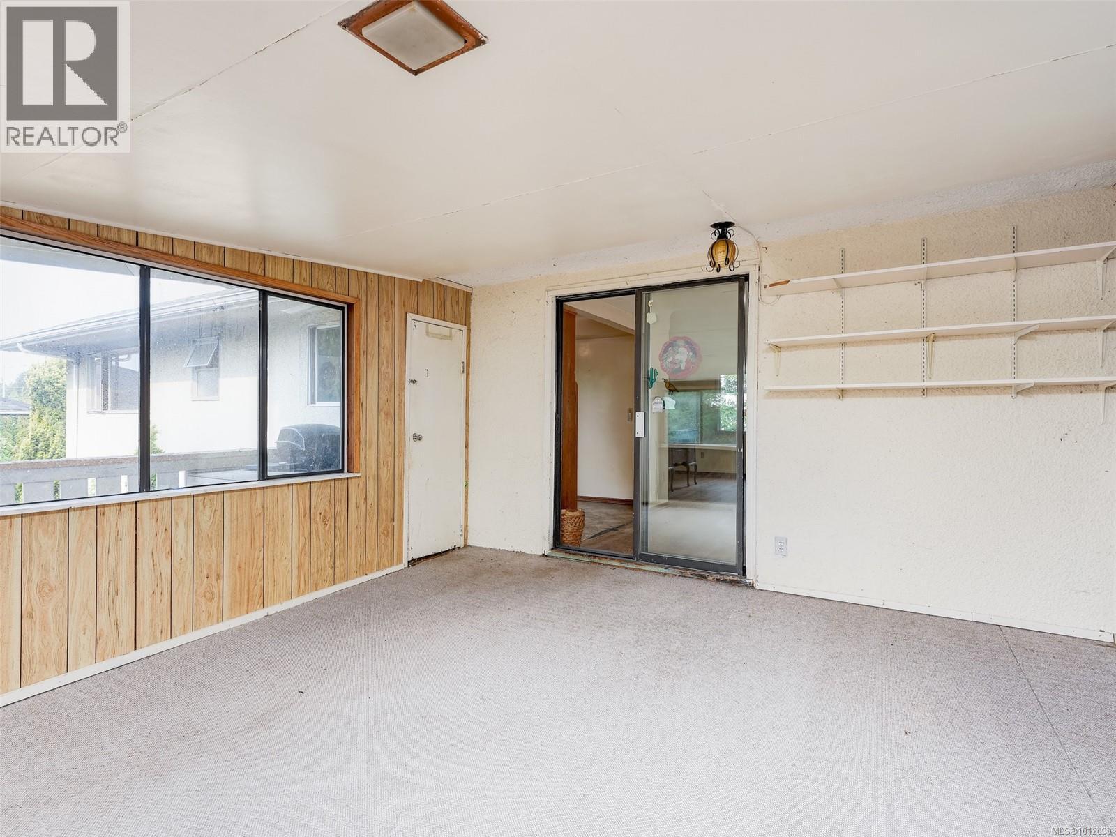 723 Genevieve Rd, Saanich, British Columbia V8X 3R5 - Photo 14 - 1012808