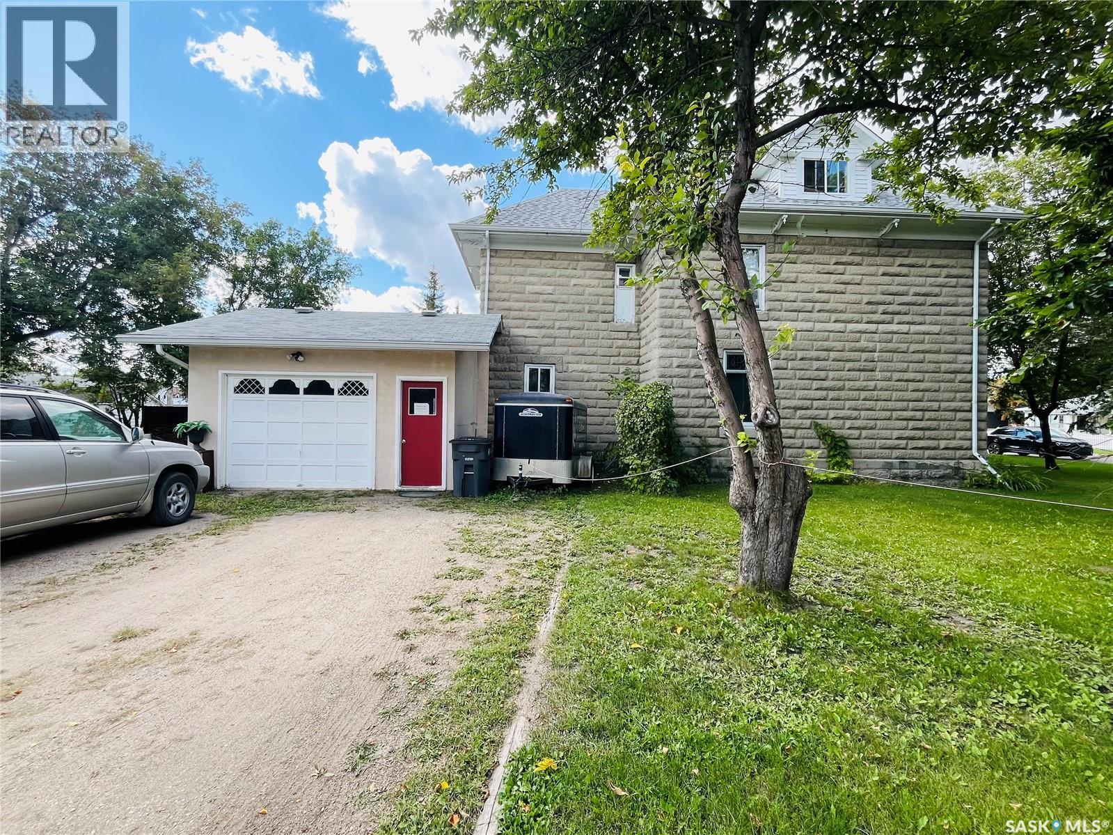 807 Gordon Street, Moosomin, Saskatchewan  S0G 3N0 - Photo 34 - SK019532