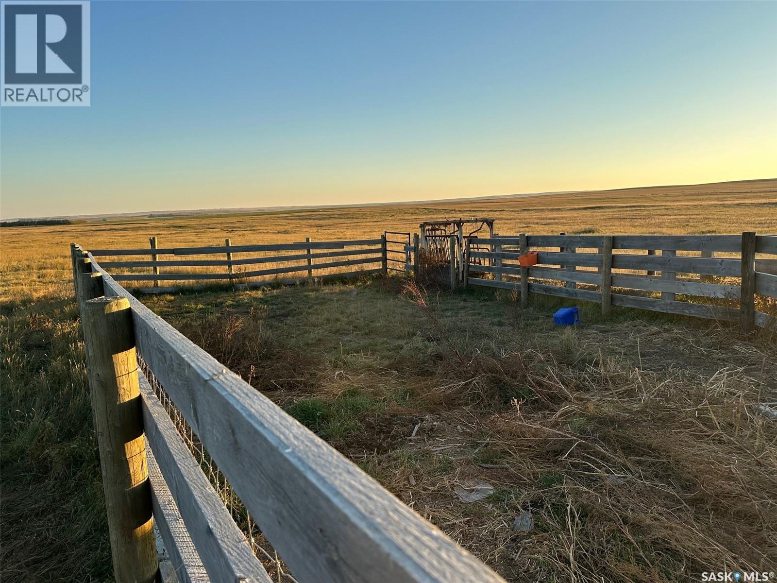 Coronach Acreage, Hart Butte Rm No. 11, Saskatchewan  S0H 0Z0 - Photo 20 - SK019526