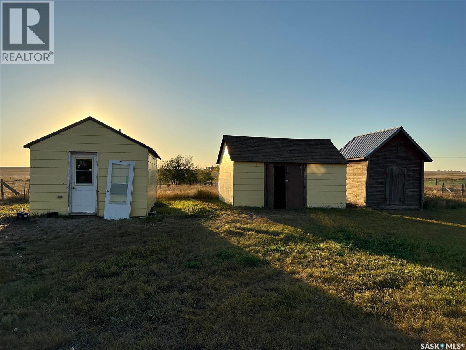 Coronach Acreage, Hart Butte Rm No. 11, Saskatchewan  S0H 0Z0 - Photo 22 - SK019526
